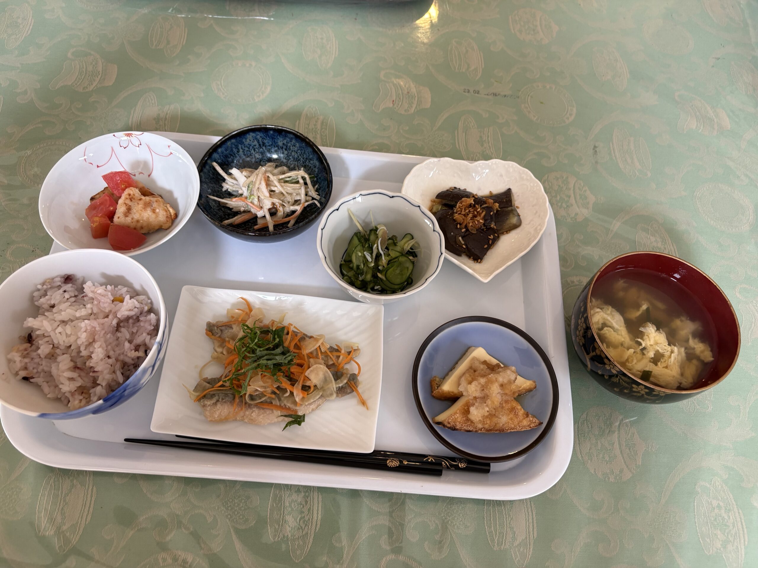 本日のつぶやき/本業ハッスルの日